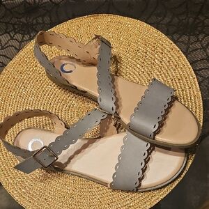 Journee Collection Gray Scalloped Sandals